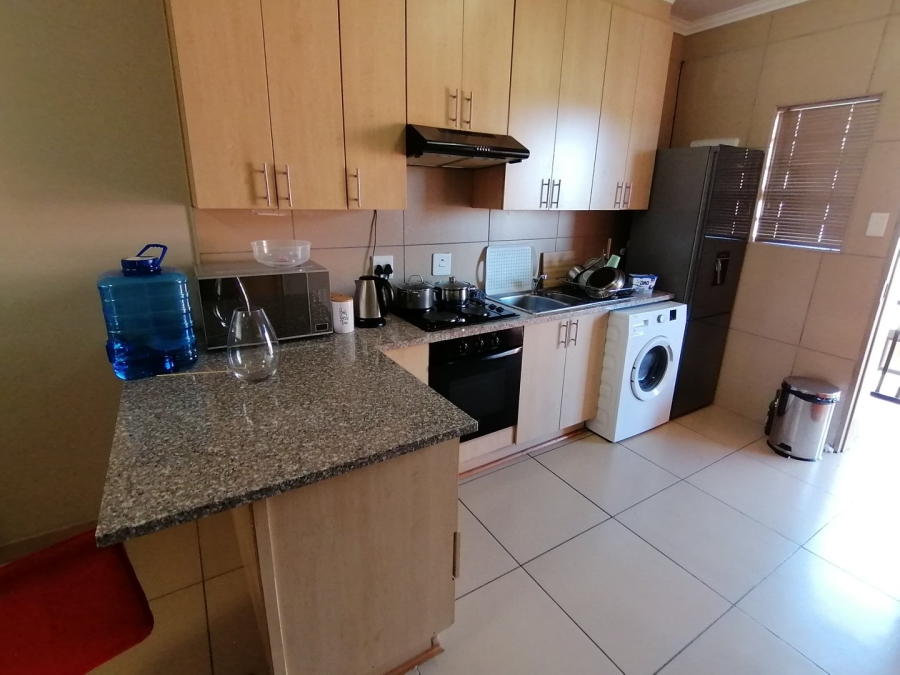 2 Bedroom Property for Sale in Vredenhof Sh Free State